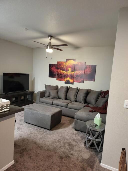 Modern 2Br Oasis! Apartment Phoenix Exterior photo