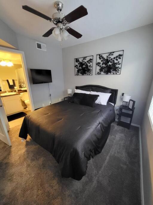 Modern 2Br Oasis! Apartment Phoenix Exterior photo